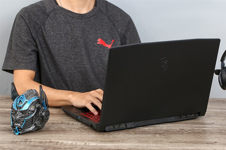 Laptop MSI Katana Gaming GF66 11UC i7 11800H/8GB/512GB/4GB RTX3050/144Hz/Balo/Win10 (224VN) Màu Đen