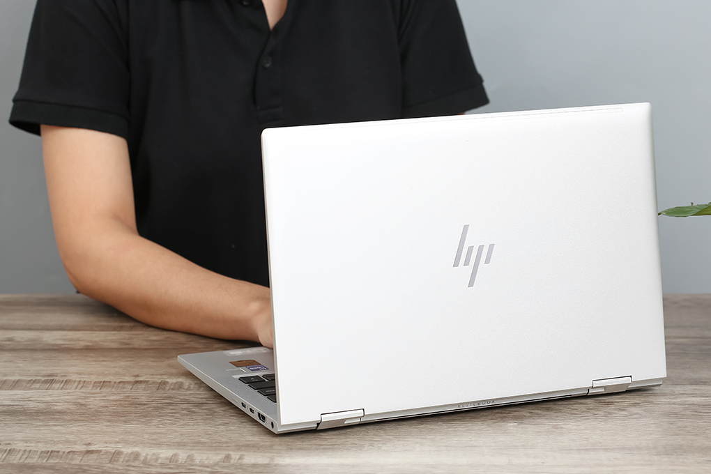 Laptop HP EliteBook X360 830 G8 i7 1165G7/16GB/512GB/Touch/Pen/Win10 Pro (3G1A4PA) Màu Bạc