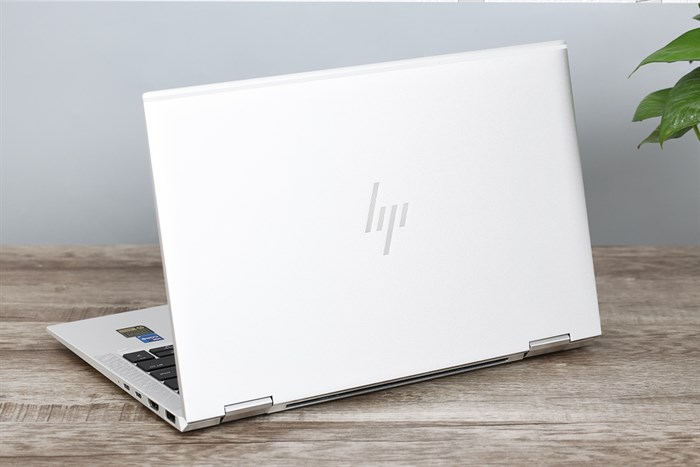 Laptop HP EliteBook X360 1030 G8 i7 1165G7/16GB/512GB/Touch/Pen/Win10 Pro (3G1C4PA) Màu Bạc