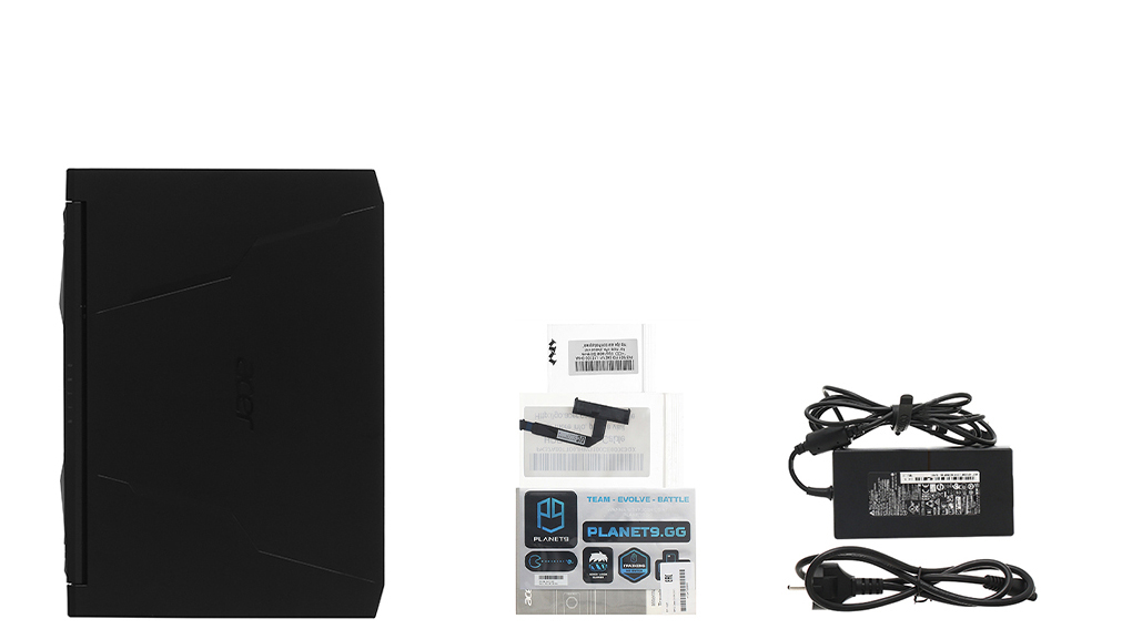 Bộ sản phẩm gồm: Dây nguồn, Sách hướng dẫn, Thùng máy, Sạc Laptop Acer