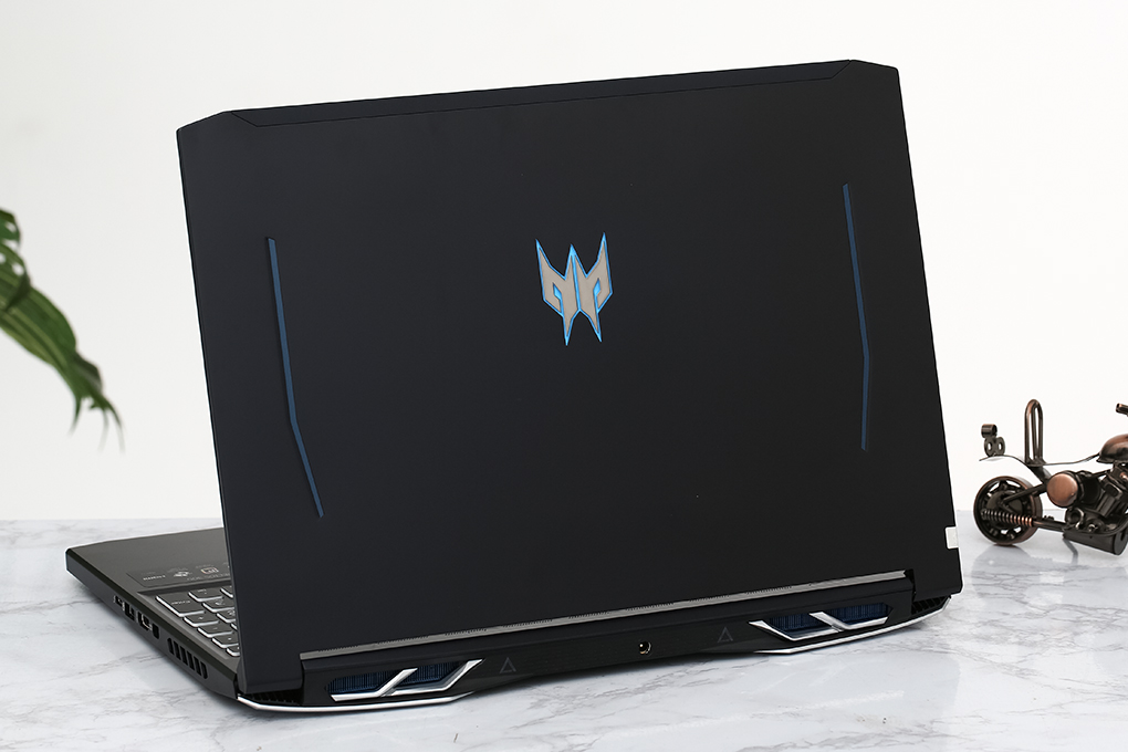 Laptop Acer Predator Helios PH315 54 78W5 i7 11800H/8GB/512GB/4GB RTX3050Ti/144Hz/Win10 (NH.QC5SV.001) Màu Đen