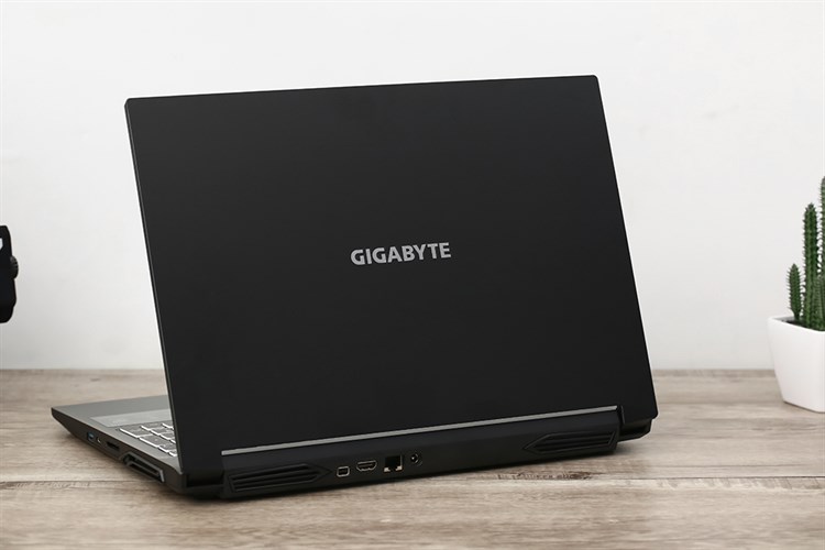 Laptop GIGABYTE Gaming G5 i5 11400H/16GB/512GB/4GB RTX3050Ti/144Hz/Win10 (51S1123SH) Màu Đen
