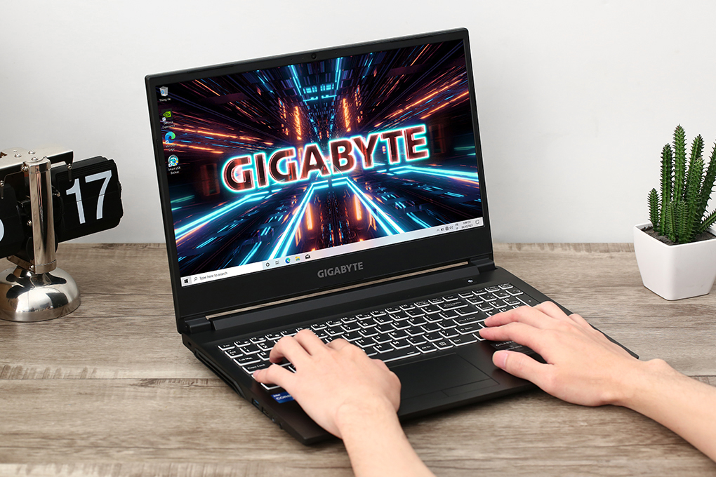 Laptop GIGABYTE Gaming G5 i5 11400H/16GB/512GB/4GB RTX3050Ti/144Hz/Win10 (51S1123SH)