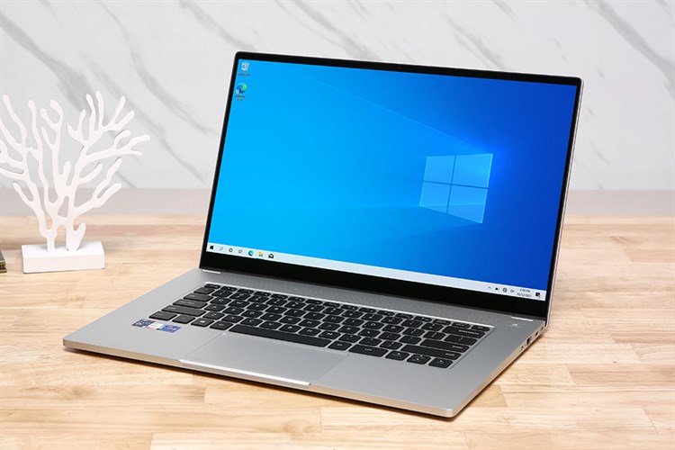 Laptop Intel NUC M15 Kit i7 1165G7/16GB/512GB/Touch/Win10 (BBC710ECUXBC1) Màu Xám