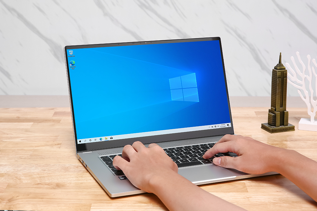 Laptop Intel NUC M15 Kit i7 1165G7/16GB/512GB/Touch/Win10 (BBC710ECUXBC1) Màu Xám
