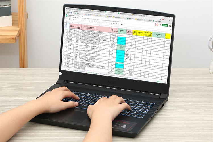 Laptop MSI Gaming Pulse GL66 11UDK i7 11800H/16GB/512GB/4GB RTX3050Ti/144Hz/Balo/Chuột/Win10 (816VN) Màu Đen