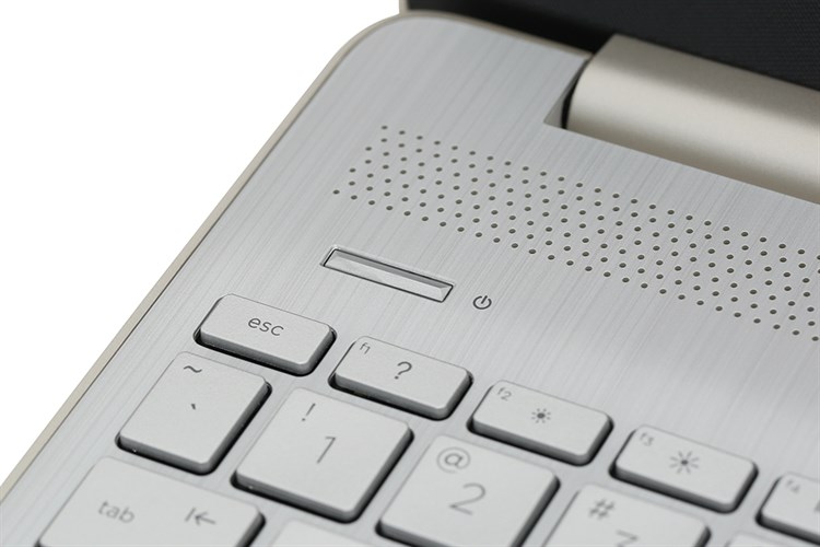 Laptop HP 15s fq2602TU i5 1135G7/8GB/256GB/Win11 (4B6D3PA) Màu Bạc