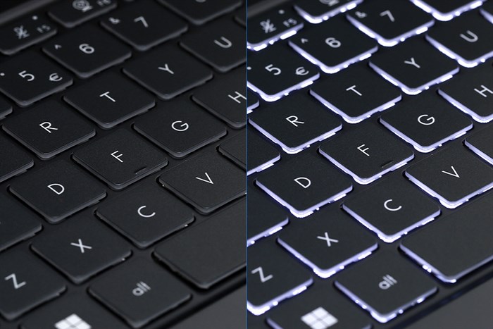 Laptop MSI Prestige 15 A11SC i7 1185G7/16GB/512GB/4GB GTX1650 Max-Q/Túi/Chuột/Win10 (052VN) Màu Xám