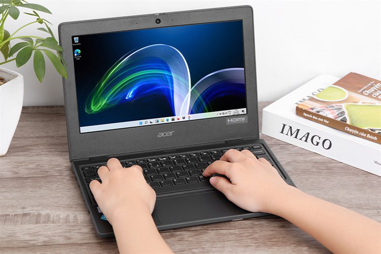Laptop Acer TravelMate B3 TMB311 31 P49D N5030/4GB/256GB/Win11 (NX.VNFSV.005) Màu Đen