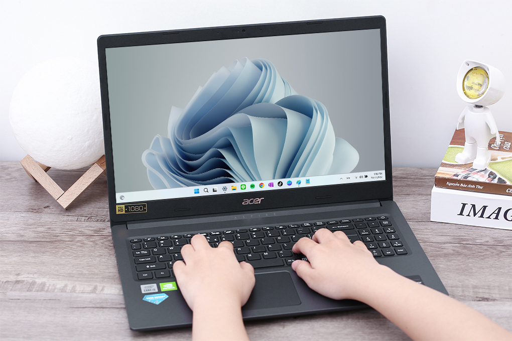 Laptop Acer Aspire 3 A315 57G 573F i5 1035G1/8GB/512GB/2GB MX330/Win11 (NX.HZRSV.00B) Màu Đen
