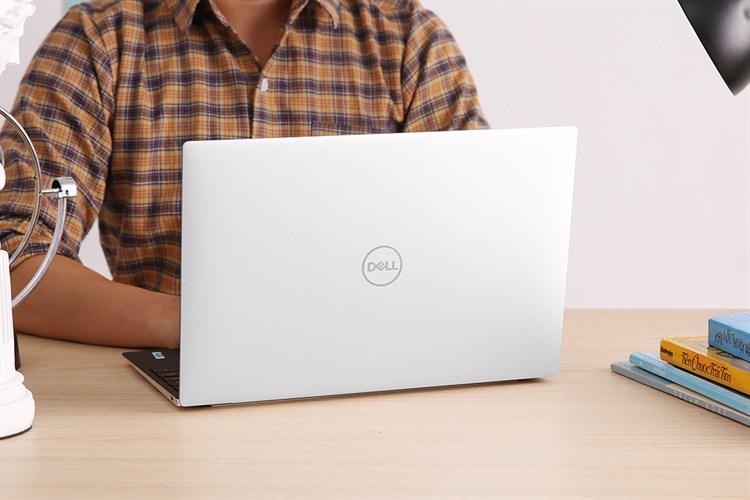 Laptop Dell XPS 13 9310 i5 1135G7/8GB/512GB/Cáp/Office H&S/Win11 (70273578) Màu Bạc