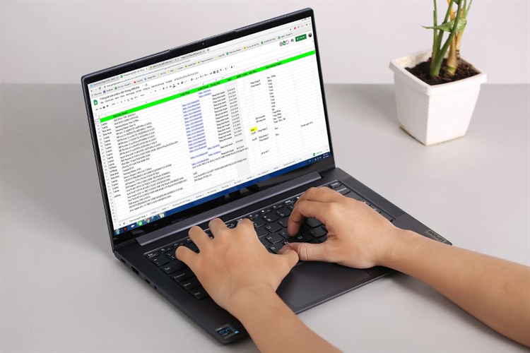 Laptop Lenovo Yoga Slim 7 14ITL05 i5 1135G7/8GB/512GB/Win11 (82A300LAVN) Màu Xám