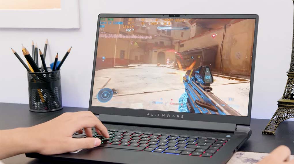 Dell Gaming Alienware m15 R6 i7 11800H (P109F001DBL) - Trải nghiệm game Halo Infinitte