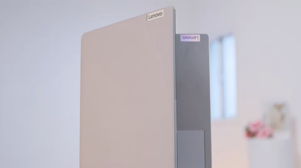 Lenovo Ideapad 3 15ITL6 i3 1115G4 (82H801NEVN) - Thiết kế logo