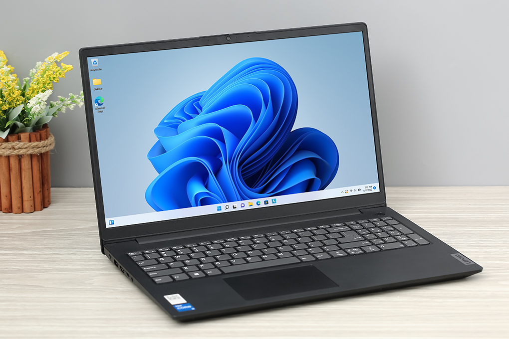 Laptop Lenovo V15 G2 ITL i5 1135G7/8GB/512GB/Win11 (82KB00R5VN) Màu Đen
