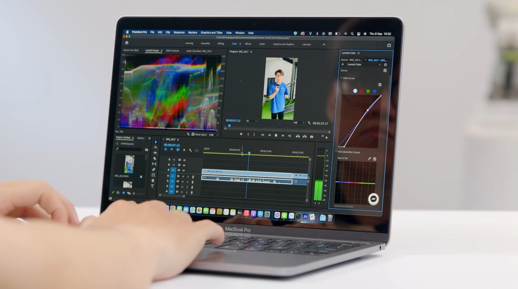 Macbook Pro M2 - Xử lý video