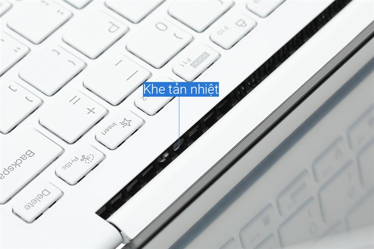 Laptop Lenovo Yoga Slim 7 Carbon 13ITL5 i5 1135G7/16GB/512GB/Win11 (82EV00AVVN) Màu Trắng