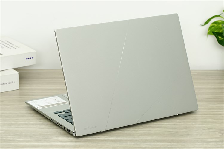 Laptop Asus Zenbook 14 OLED UX3402ZA i5 1240P/8GB/512GB/90Hz/Cáp/Túi/Win11 (KM220W) Màu Bạc