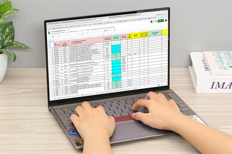 Laptop Asus Zenbook 14X OLED Space Edition UX5401ZAS i7 12700H/16GB/1TB/Cáp/Túi/Win11 (KN070W) Màu Xám