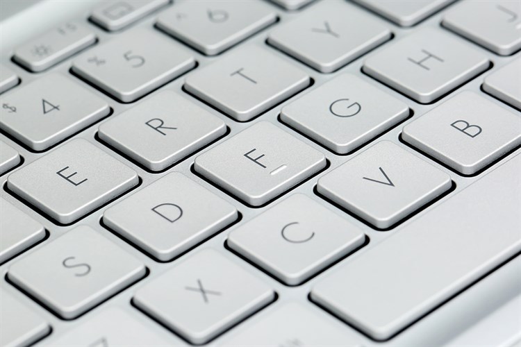 Laptop Asus VivoBook 15X OLED A1503ZA i3 1220P/8GB/256GB/Win11 (L1152W) Màu Bạc