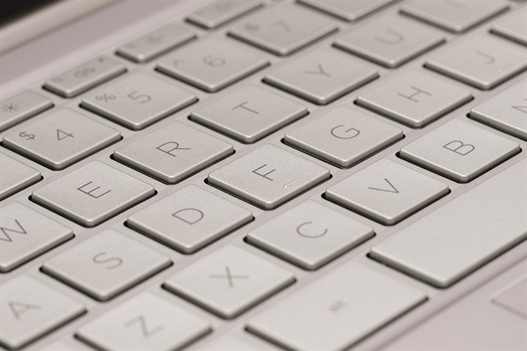 Laptop HP Pavilion 14 dv2033TU i5 1235U/8GB/512GB/Win11 (6K769PA) Màu Vàng