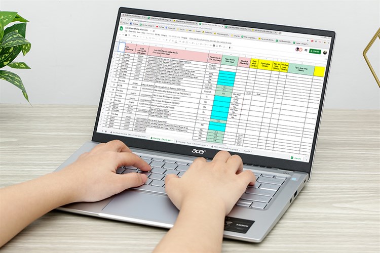 Laptop Acer Swift 3 SF314 512 56QN i5 1240P/16GB/512GB/Win11 (NX.K0FSV.002) Màu Bạc