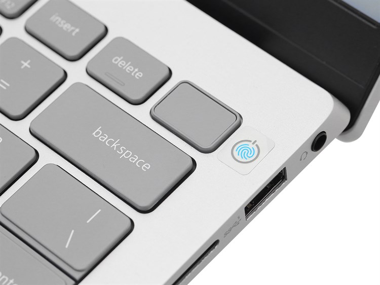 Laptop Dell Inspiron 14 5420 i5 1235U/8GB/256GB/OfficeHS/Win11 (P157G001ASL) Màu Bạc