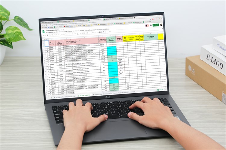 Laptop LG gram 2022 i7 1260P/16GB/512GB/Win11 (16Z90Q-G.AH76A5) Màu Xám