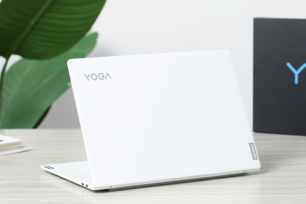 Laptop Lenovo Yoga Slim 7 Carbon 13ITL5 i7 1165G7/16GB/1TB/Win11 (82EV00AWVN) Màu Trắng