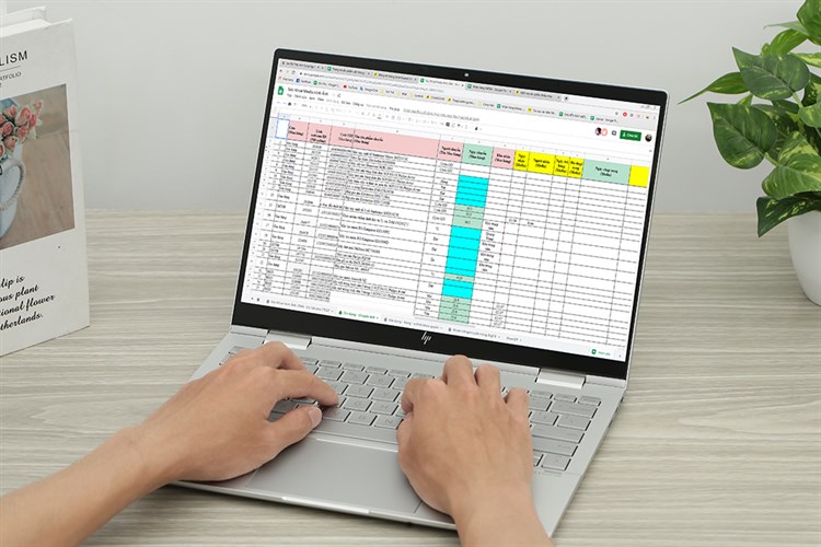 Laptop HP Envy X360 13 bf0095TU i5 1230U/16GB/512GB/Touch/Pen/Win11 (76B15PA) Màu Bạc