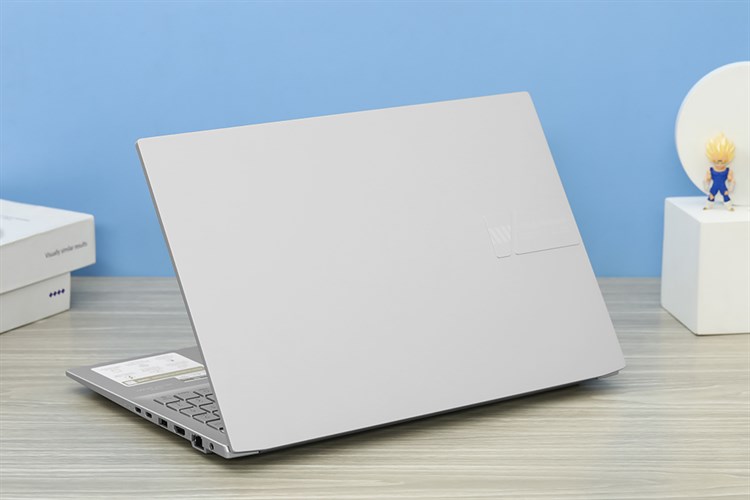 Laptop Asus Vivobook Pro 15 OLED K6502Z i7 12650H/16GB/512GB/4GB RTX3050/Win11 (MA036W) Màu Bạc