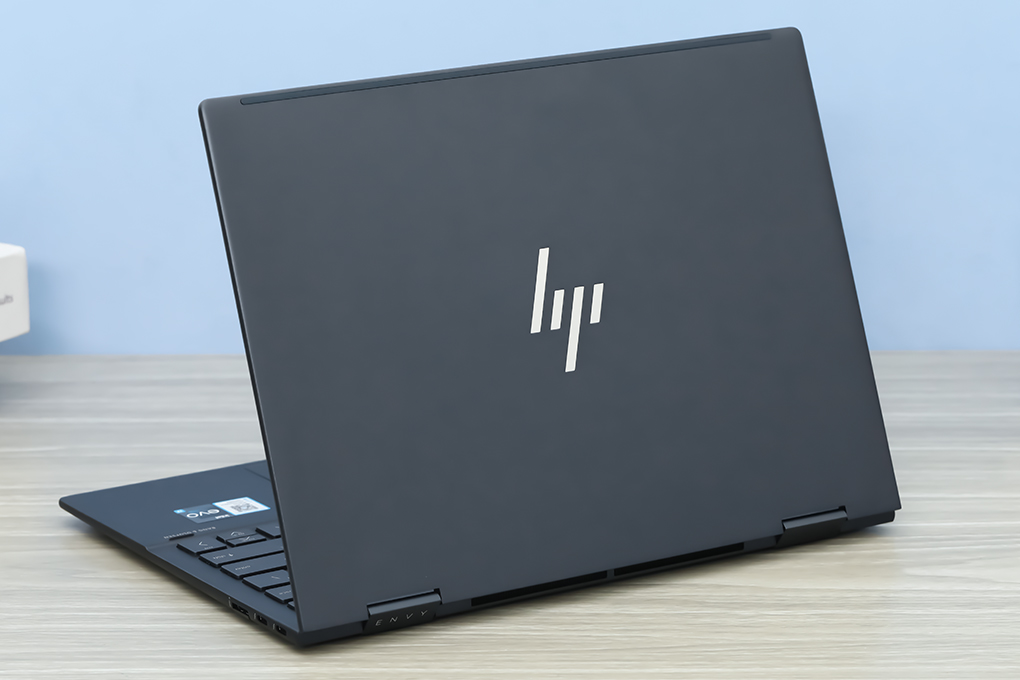 Laptop HP Envy X360 13 bf0090TU i7 1250U/16GB/512GB/Touch/Pen/Win11 (76B13PA) Màu Xanh