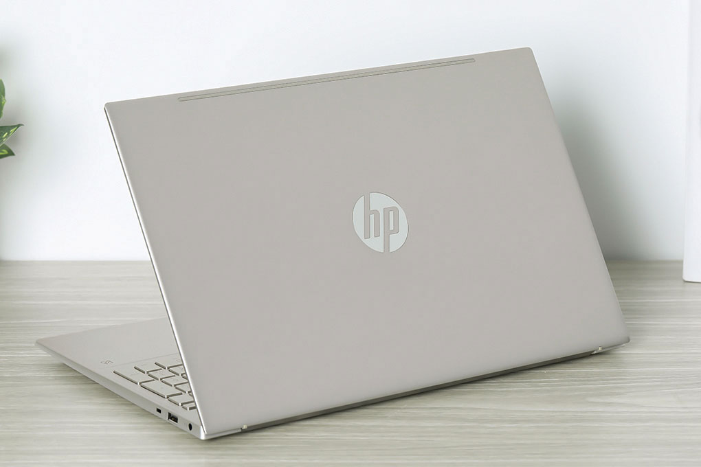 Laptop HP Pavilion 15 eg2086TU i3 1215U/8GB/256GB/Win11 (7C0Q8PA) Màu Vàng
