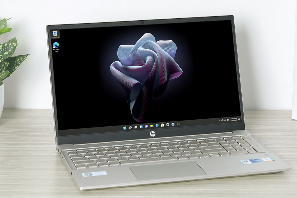 Laptop HP Pavilion 15 eg2088TU - 7C0R0PA (i7 1260P, 16GB, 512GB, Full HD, Win11) Màu Vàng
