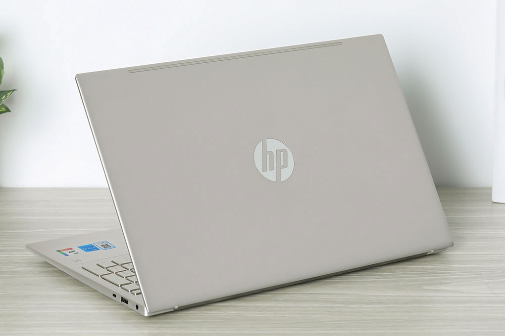 Laptop HP Pavilion 15 eg2082TU - 7C0Q5PA (i5 1240P, 8GB, 512GB, Full HD, Win11) Màu Vàng