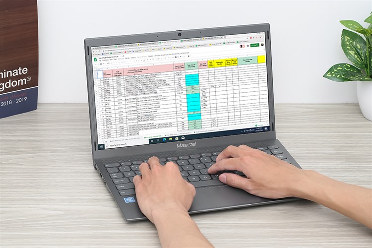 Laptop Masstel E140 N4120/4GB/128GB/Win10 Pro Màu Xám