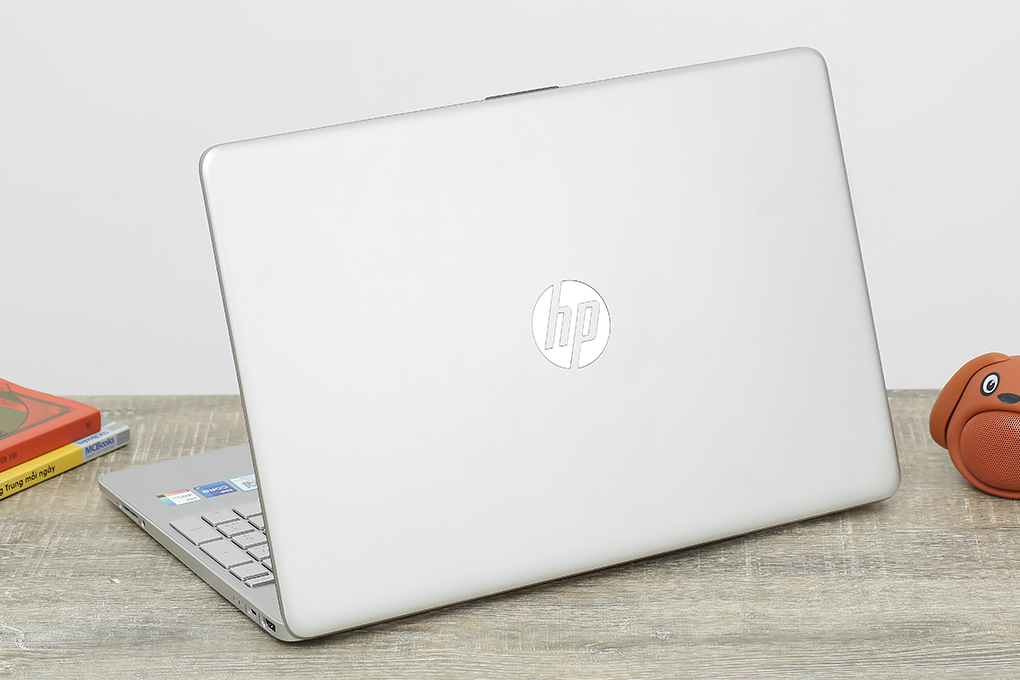 Laptop HP 15s fq5147TU i7 1255U/8GB/512GB/Win11 (7C133PA) Màu Bạc