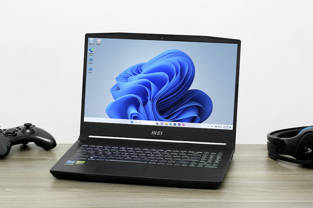 Laptop MSI Gaming Katana 15 B13VEK i7 13620H/8GB/512GB/6GB RTX4050/144Hz/Balo/Win11 (252VN) Màu Đen