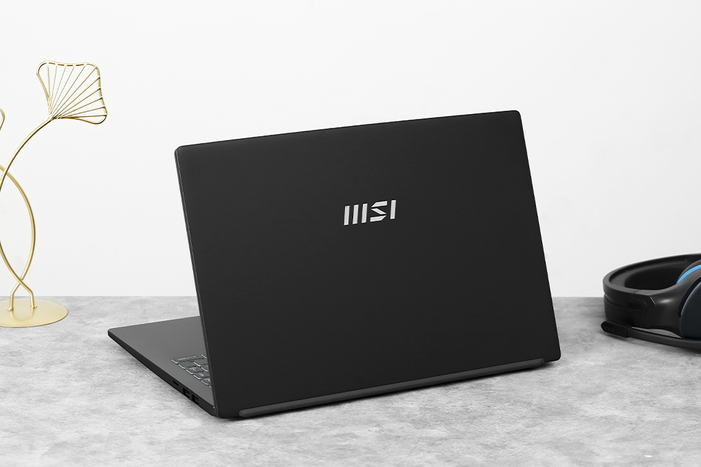 Laptop MSI Modern 15 B7M R5 7530U/16GB/512GB/Win11 (231VN) Màu Đen