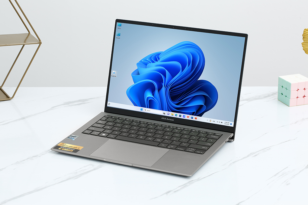 Laptop Asus Zenbook S 13 OLED UX5304VA i7 1355U/32GB/1TB/Túi/Win11 (NQ126W) Màu Xám
