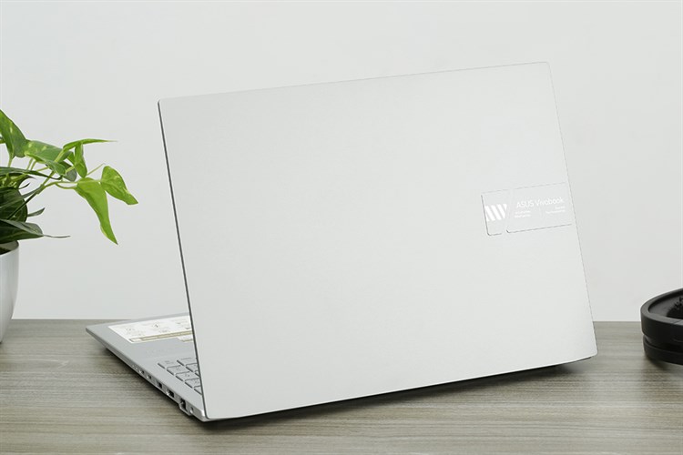 Laptop Asus Vivobook Pro 16 OLED K6602VV i9 13900H/16GB/1TB/8GB RTX4060/Win11 (MX077W) Màu Bạc