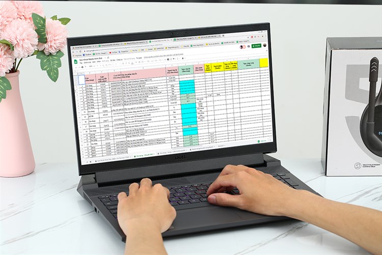 Laptop Dell Gaming G15 5530 i7 13650HX/16GB/512GB/8GB RTX4060/165Hz/OfficeHS/Win11 (i7H165W11GR4060) Màu Xám