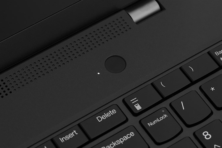 Laptop Lenovo Thinkpad P16s Gen 1 i7 1260P/16GB/512GB/4GB QuadroT550/Win11 Pro (21BT0064VN) Màu Đen