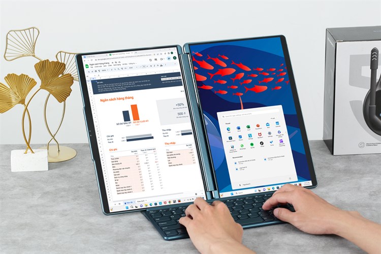 Laptop Lenovo Yoga Book 9 13IRU8 i7 1355U/16GB/1TB/Touch/Pen/Win11