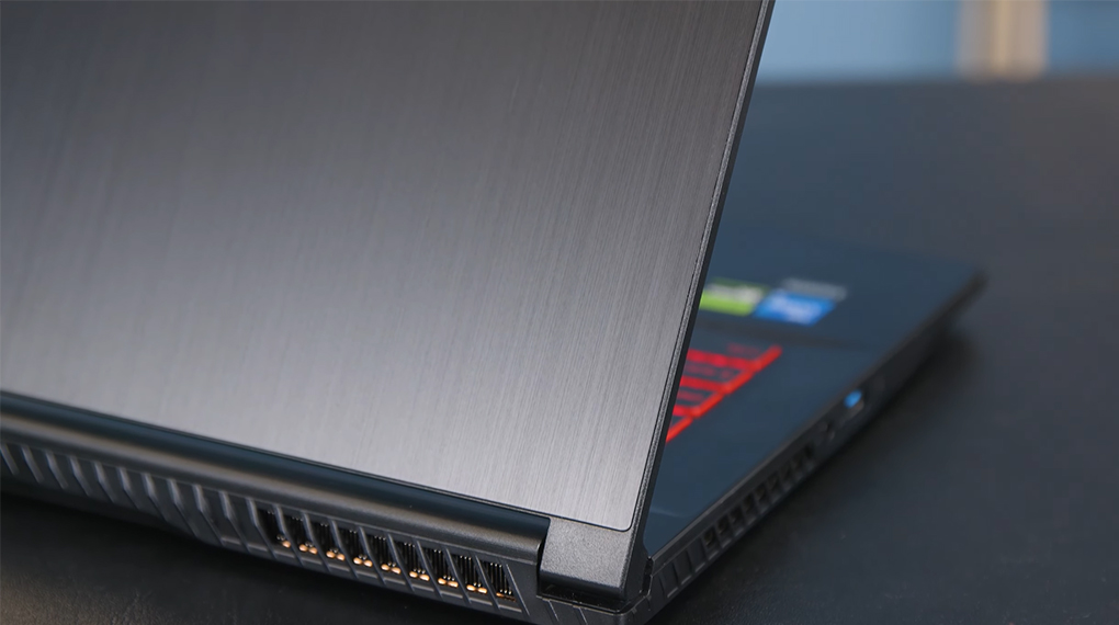 Laptop MSI Gaming GF63 12UC i5 12450H - Pin