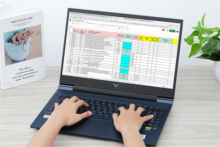 Laptop HP Gaming VICTUS 16 e1105AX R5 6600H/16GB/512GB/4GB RTX3050Ti/144Hz/Win11 (7C0T0PA) Màu Xanh