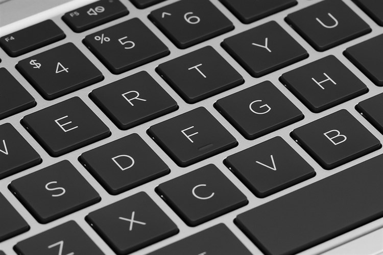 Laptop HP 245 G10 R5 7520U/8GB/512GB/Win11 (8F155PA) Màu Bạc