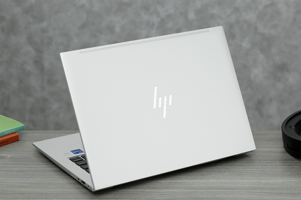 Laptop HP EliteBook 840 G9 i5 1240P/8GB/512GB/Win11 Pro (6Z969PA) - 13