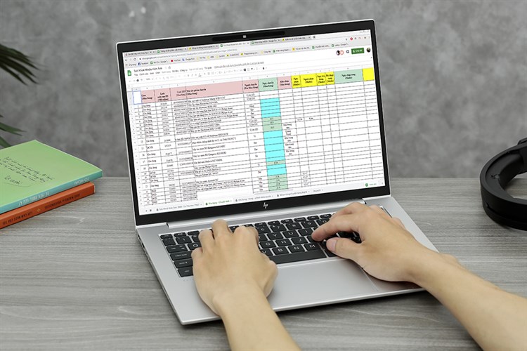 Laptop HP EliteBook 840 G9 i7 1260P/16GB/512GB/Win11 Pro (76T77PA) Màu Bạc