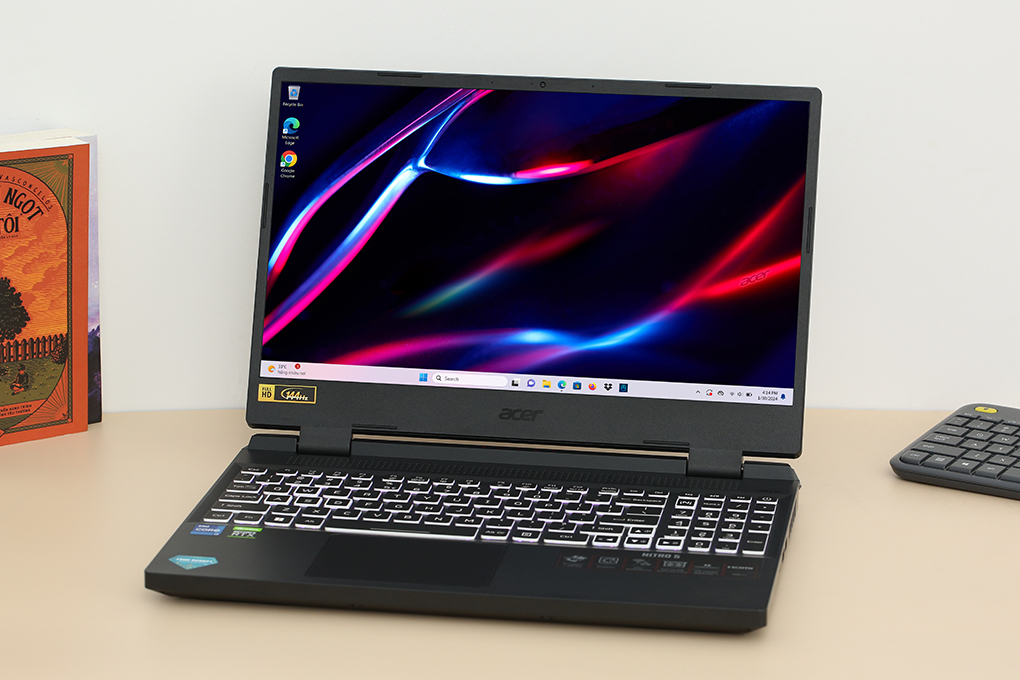 Laptop Acer Gaming Nitro 5 Tiger AN515 58 769J i7 12700H/8GB/512GB/4GB RTX3050/144Hz/Win11 (NH.QFHSV.003) Màu Đen